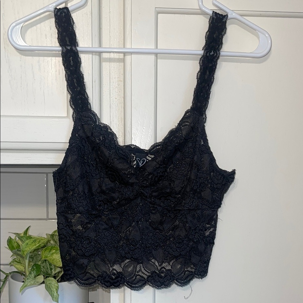 Windsor Black Lace Camisole Cropped Floral Tank Top Scalloped Trim Medium